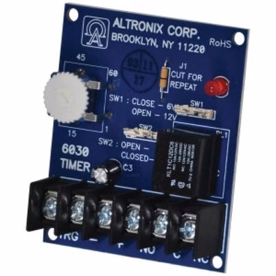 Módulo Revelador Altronix 6030 en Color Negro con Voltaje de Operación 6-12V y Capacidad de Corriente de 8 Amperios